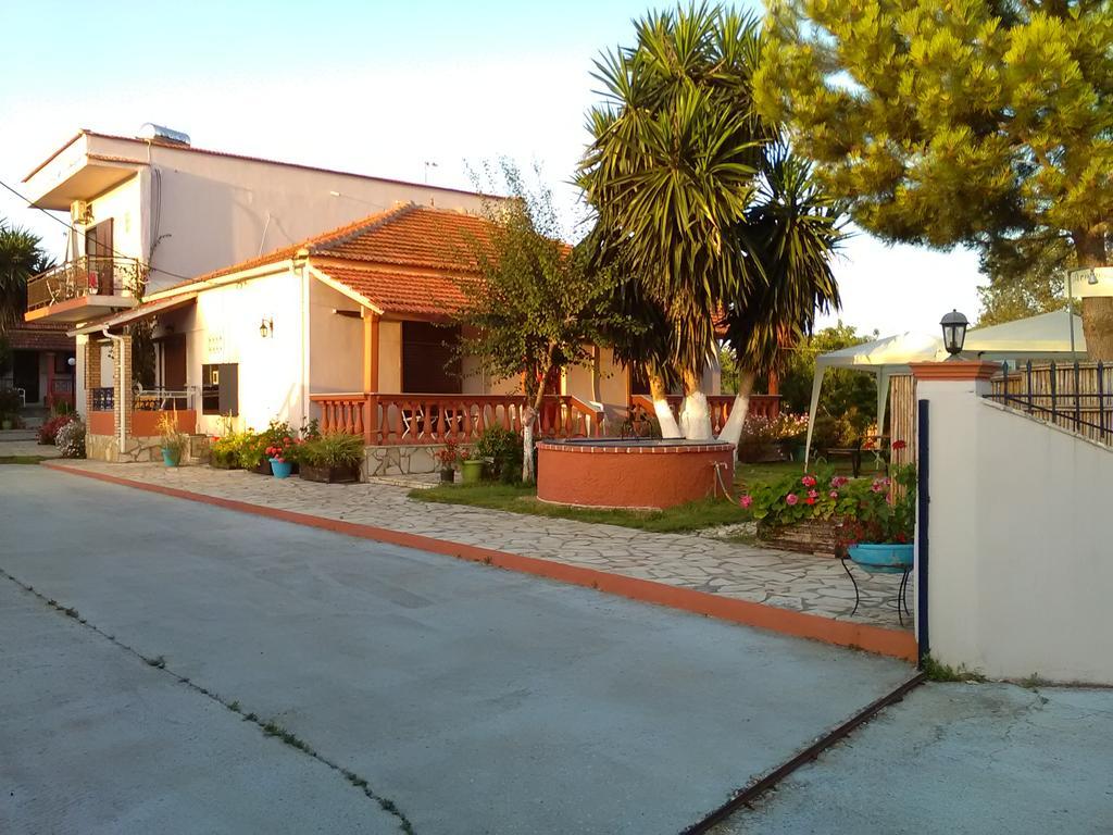 Armonia Studios Agios Georgios  Esterno foto